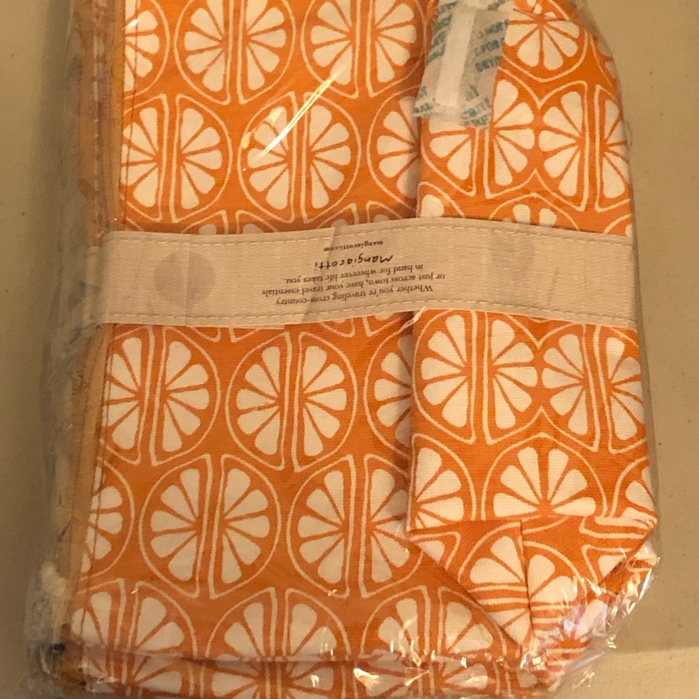 Cosmetic Bags set of 4 - Picture 3 of 3